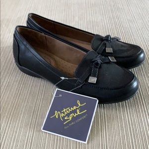 🎉 Host Pick 🎉 Natural soul flats. NWT